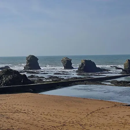 A 200m De La Plage, Pour 4 Plage-des-Demoiselles
