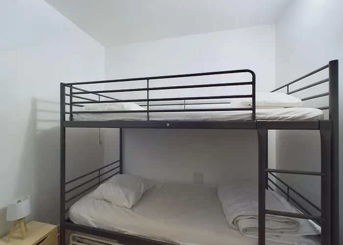 à 200m De La Plage, Pour 4