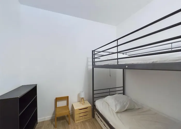 à 200m De La Plage, Pour 4 *