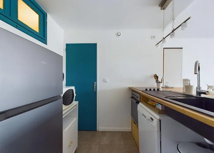 à 200m De La Plage, Pour 4 Appartement *